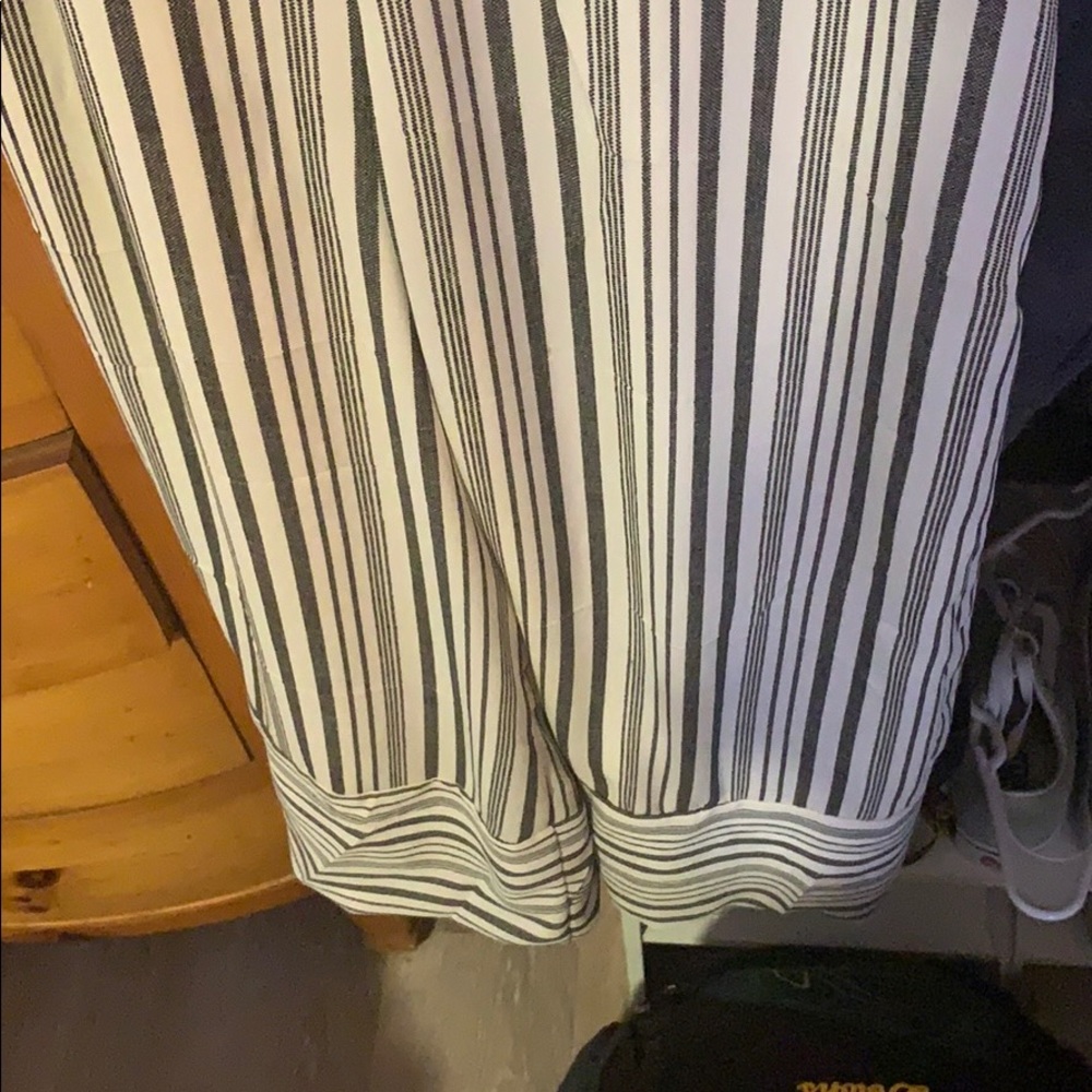 Jumpsuit - Picture 3 of 4